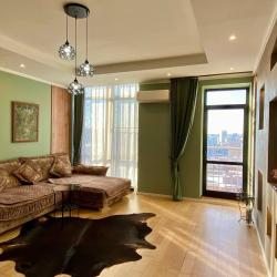 Фото Апартаменты на улице Меридианная 1