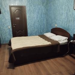 Номер стандарт с 1 двуспальной кроватью