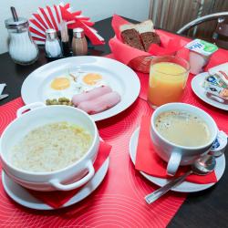 Авеню — 52d2f30e5896fb71e597daeff8fa3bdf