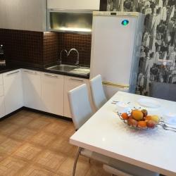 Фото Апартаменты на проспекте Героев 56