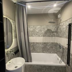 Фото Отель Дизайнерская квартира у Летнего озера