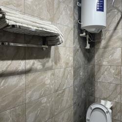 Номер стандарт с 1 двуспальной кровать и 1 двухъярусной кроватью