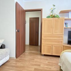 Фото Апартаменты на улице Петра Тарасова