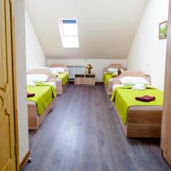 Номер стандарт с 4 односпальными кроватями