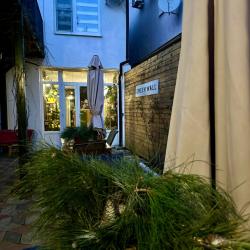 Фото Отель GreenWall (Гринволл)