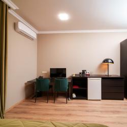 Номер стандарт с 1 двуспальной кроватью