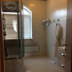 Номер люкс с 1 двуспальной кроватью #5, 10