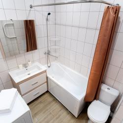 Фото Апартаменты на бульваре М. М. Кузьмина 9
