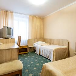 2-местный 1-комнатный номер стандарт эконом с 2 односпальными кроватями