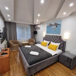 Фото Апартаменты на улице Островского 2