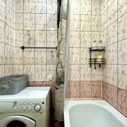 Фото Отель Compass (Компасс) в 10-м микрорайоне 65А