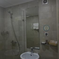 Номер стандарт с 1 двуспальной кроватью