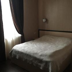 Номер стандарт с 1 двуспальной кроватью