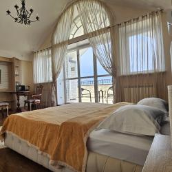 1-комнатные апартаменты студия (мансарда)