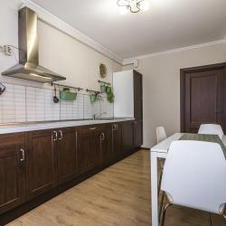 Фото Апартаменты на улице Ишунина 7