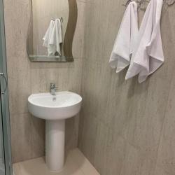 Номер стандарт с 1 двуспальной кроватью