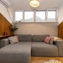 Апартаменты студия ГЭС 5/106 (мансарда)