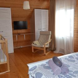 Фото Отель 7Nights (7Найтс) Коттедж на улице Волшебная