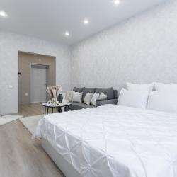 Фото Апартаменты Комфорт на улице Аделя Кутуя 110Д