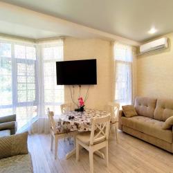 Фото Отель на три ночи на улице Известинская 51