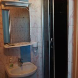 Номер стандарт с 1 двуспальной кроватью
