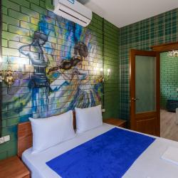 Фото Отель House on Potapova (Гостевой дом на Потапова)