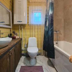 Коттедж улучшенный в Лесу