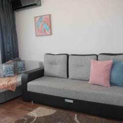 Фото Апартаменты на Серышева 74