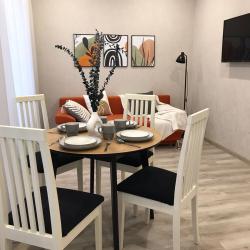 Фото Апартаменты на улице Алая 15