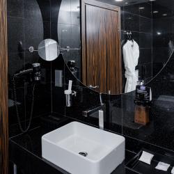 2-комнатный номер люкс с 1 двуспальной кроватью