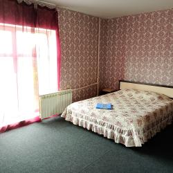 Номер стандарт с 1 двуспальной кроватью