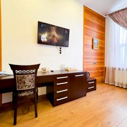 Комната люкс с 1 двуспальной кроватью (мансарда)