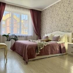 Фото Апартаменты на улице Орджоникидзе 84к1