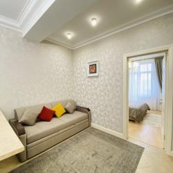 Фото Апартаменты на улице М. Халилова 22