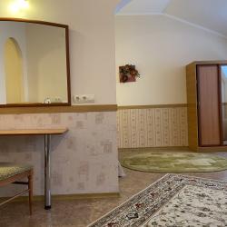 Номер стандарт с 2 односпальными кроватями (3 этаж)