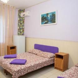 Комната стандарт с 2 односпальными и 2 двуспальными кроватями
