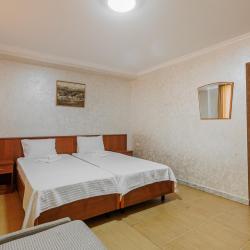 Фото Отель Зеленый попугай