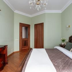 Фото Отель GMApartments (ДжиЭмАпартментс) на переулке Серпов 3-5