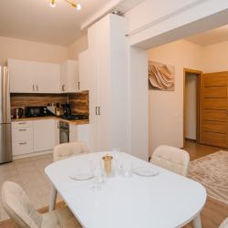 Фото Отель MyHome YourHome на 3 Просека 131