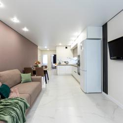 Фото Апартаменты на улице Сергея Джанбровского 4к1