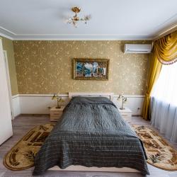 Фото Отель Bed & Breakfast (Бед энд Брекфаст)
