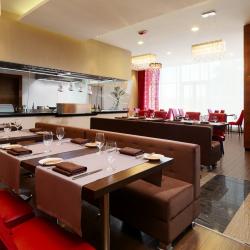 Фото Отель Sheraton Skypoint Luxe Hotel (Шератон Скайпоинт Люкс)