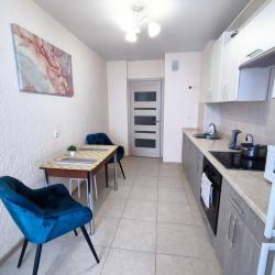 Фото Апартаменты на улице Мира 4В