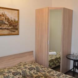 Комната стандарт с 1 двуспальной кроватью