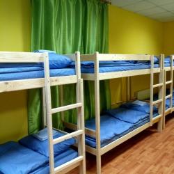 Кровать в 14-местном общем номере