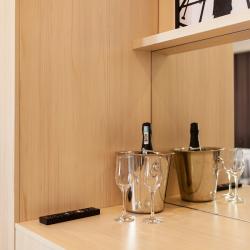 Номер люкс с 1 двуспальной кроватью