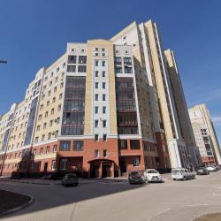 2-комнатные апартаменты улучшенные г. Омск, ул. Красный путь 103/4, кв. 108