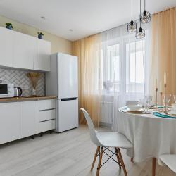 Фото Апартаменты на улице Севастопольская 6/1