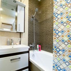 Фото Отель Уют Home (Хоум) на улице Дмитрия Михайлова 1-48