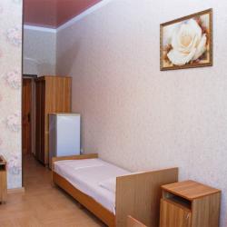 Комната стандарт с 4 односпальными кроватями